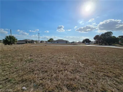 Oversized Corner Lot in Cape Coral