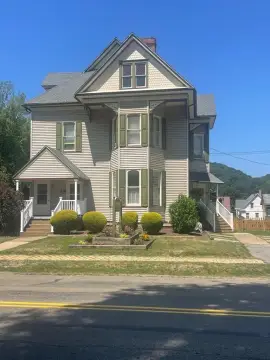 First-Floor Office Suite in Historic District