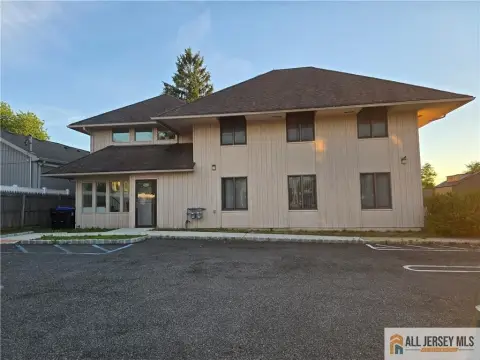 Refurbished First-Floor Retail/Office