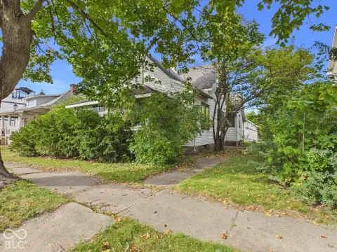 3-Unit Residential Triplex