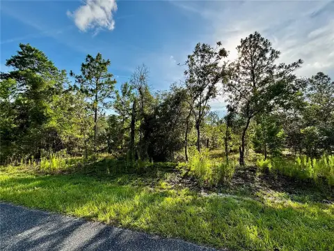 Land in Rainbow Lakes Estates