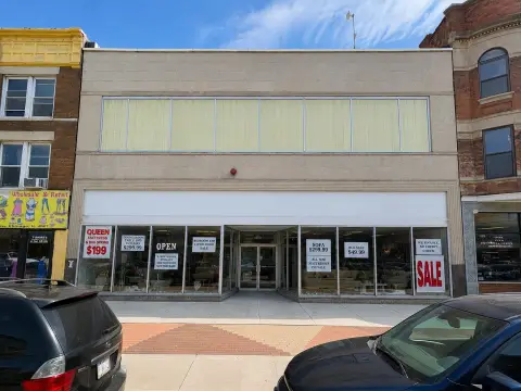Three-Story Showroom With Loading Dock