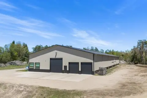 Expansive Commercial Building on 24 Acres