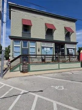Mixed-Use Building With Apartments