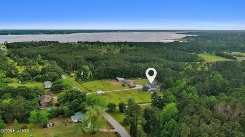 Versatile Land in Mill Creek