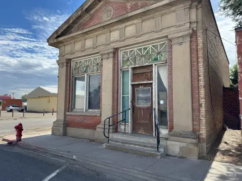 Brick Storefront with Open Layout