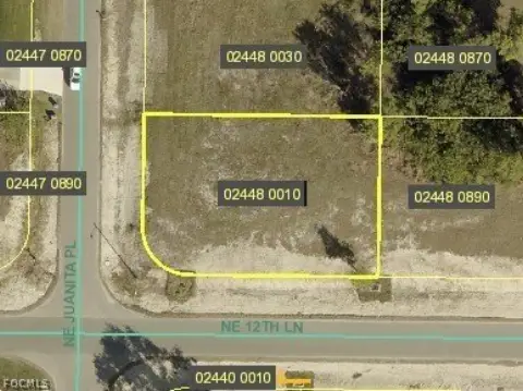 Corner Lot in Cape Coral