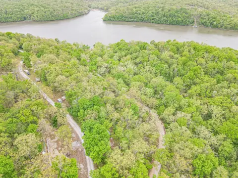 Land Near Lake of the Ozarks
