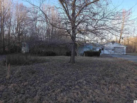 Residential Lot with Garage