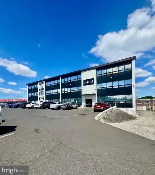 Office Suite with Optional Two Offices