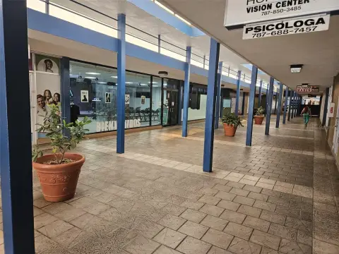 Humacao Assembly Building For Rent