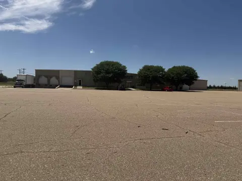 LaCrosse, KS Warehouse and Manufacturing