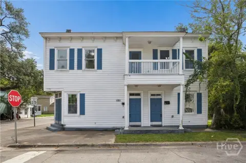 Duplex with Private Balcony