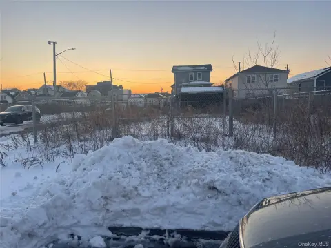 Vacant Lot in Far Rockaway