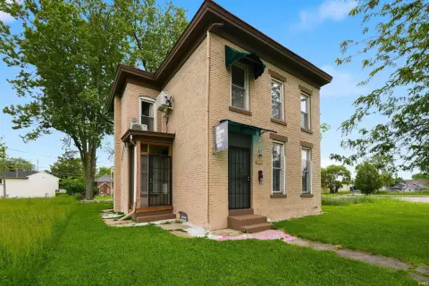 Live-Work Space Near Downtown