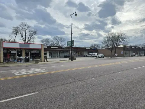 Morton Grove Commercial Property