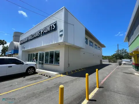 Barceloneta Commercial Space Available