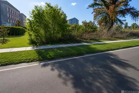 MUCD Commercial Land