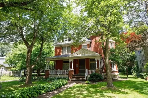 Historic Zanesville Multifamily Home