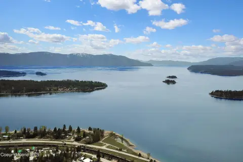 Waterfront Estate Homesite Land