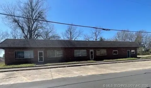 Muskogee Office Building For Sale