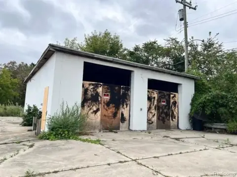 Detroit Automotive Use Building