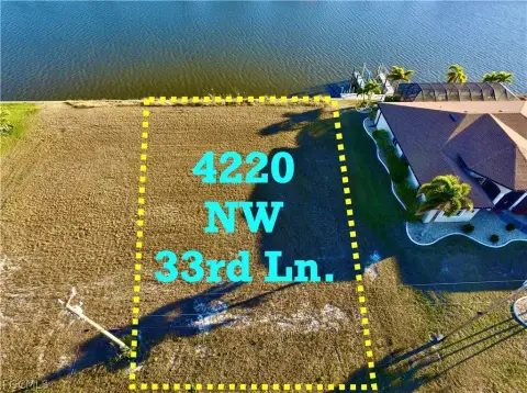 Waterfront Lot in Cape Coral