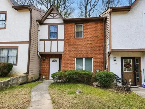 Two-Story Multifamily Townhome
