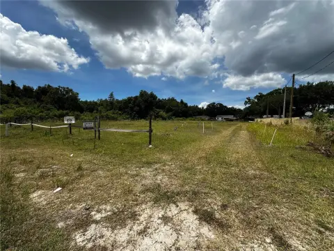Prime Land in Tampa, FL