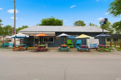Barbee Chain Lakes Commercial Property