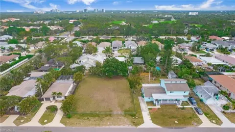 Double Lot in Naples Park