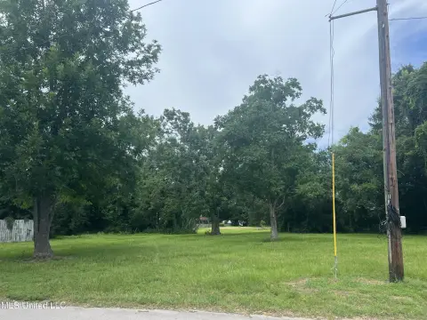 Cleared Vacant Lot in Biloxi