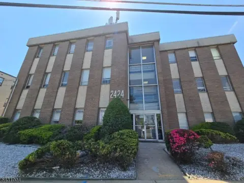 Union Twp. First-Floor Office Space