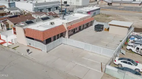Mixed-Use Building With Storage