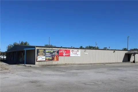Highway 69 Commercial Opportunity