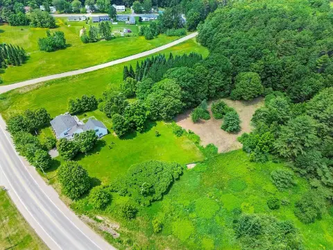 Mixed-Use Building Lot