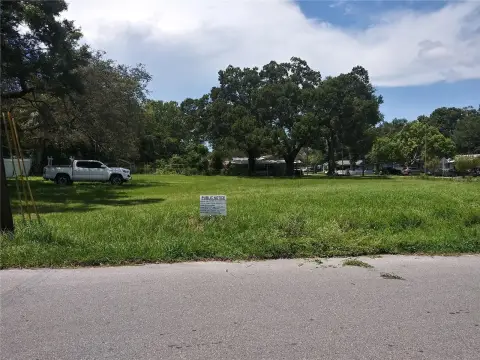Triple Lot in West Tampa