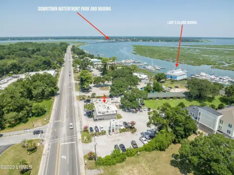 Beaufort Commercial Property with Waterfront