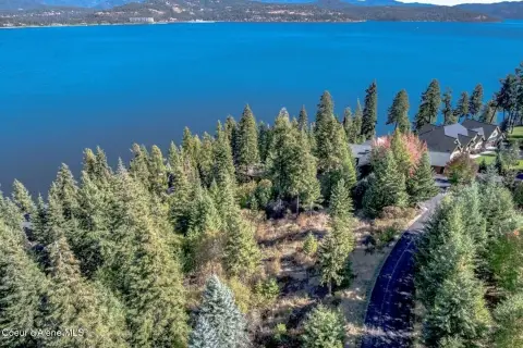 Lake View Acreage in Coeur d'Alene