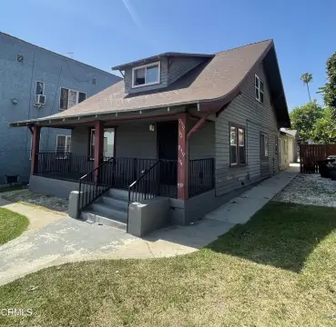 Triplex with Renovated Front Unit
