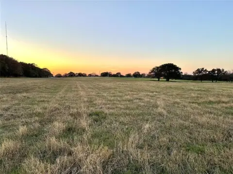 22 Acres of Rolling Hills
