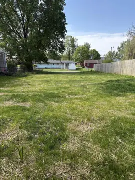 Residential Land in Frankfort, IN