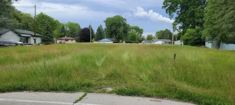 Residential Land in Oak Creek