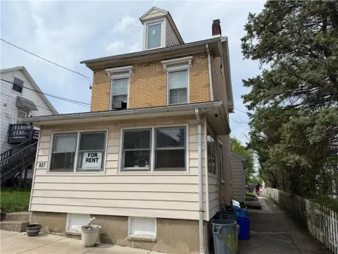 Detached Two-Unit Duplex