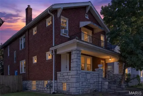 Duplex with Updated Interiors