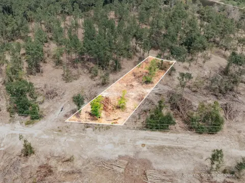 Acre Near Leaf River