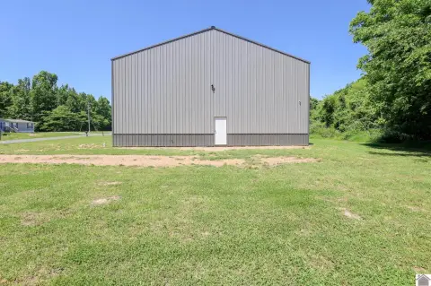 Versatile New Construction on Acreage