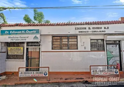 Medical Office with Seven Rooms