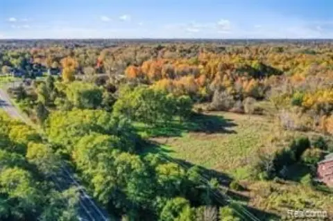 Residential Land in West Bloomfield