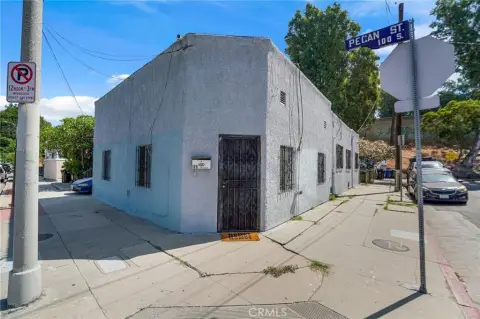 Duplex with Private Patio